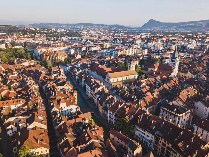 Insécurité à Annecy en 2024 : mythe ou réalité ?